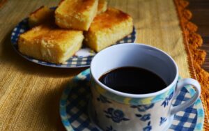 Bolo de fubá cremoso